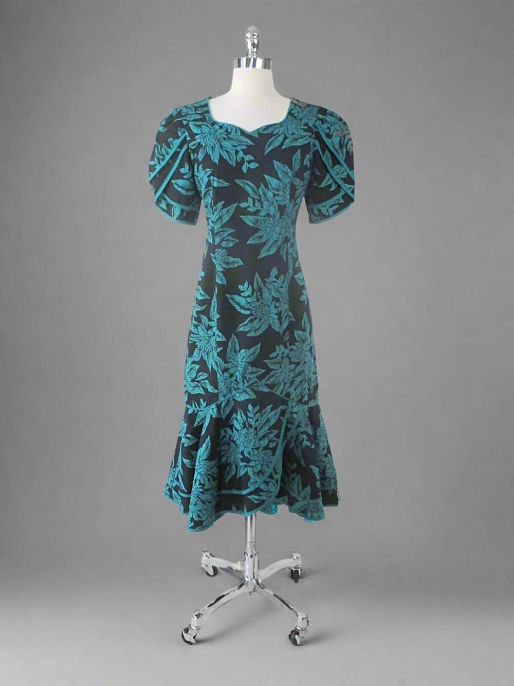Vintage 80s Puff Sleeves Ruffle Hem Hawaiian Dress M